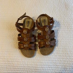 Michael kors girls sandals.